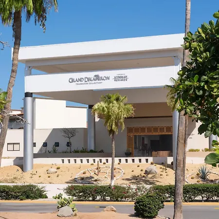 Grand Decameron Los Cabos, A Trademark All-Inclusive Resort (Adults Only)