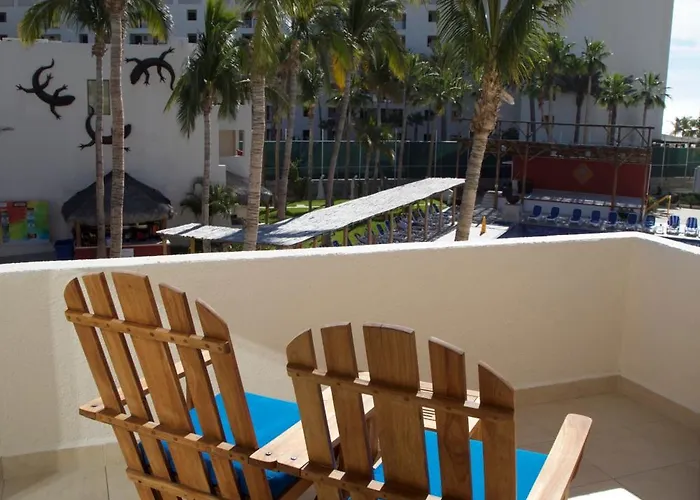 Grand Decameron Cabos, A Trademark (adults Only) Resort 4*