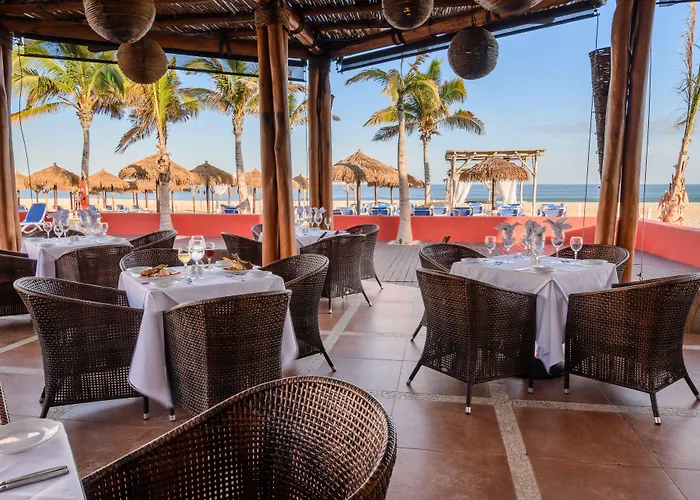 Grand Decameron Cabos, A Trademark (adults Only) Resort San José del Cabo